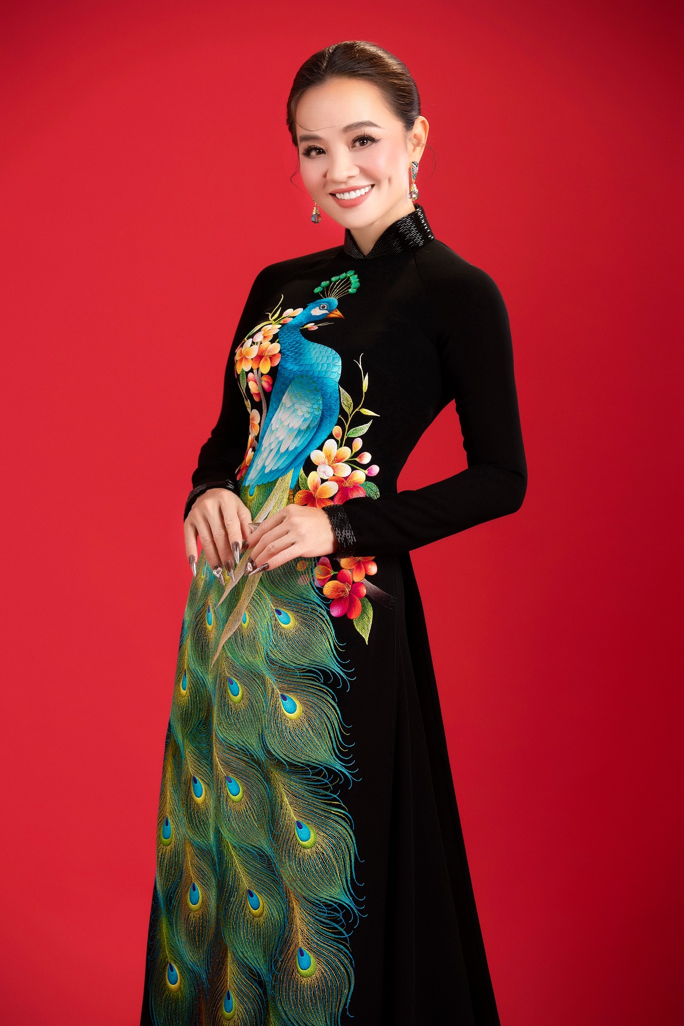 ÁO DÀI THÊU TAY -4294