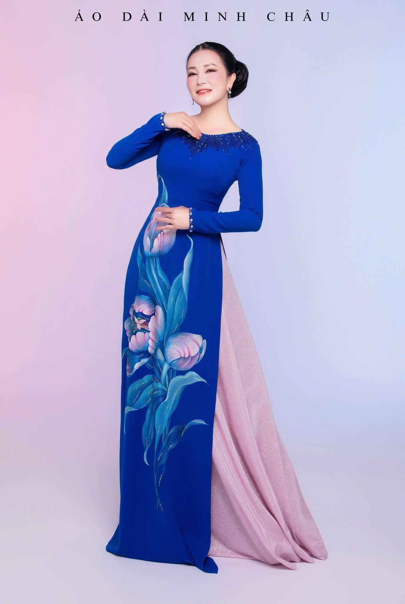 ÁO DÀI THÊU TAY -4207