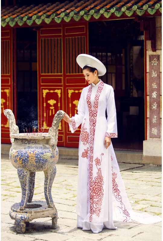 Áo dài cưới Minh Châu 